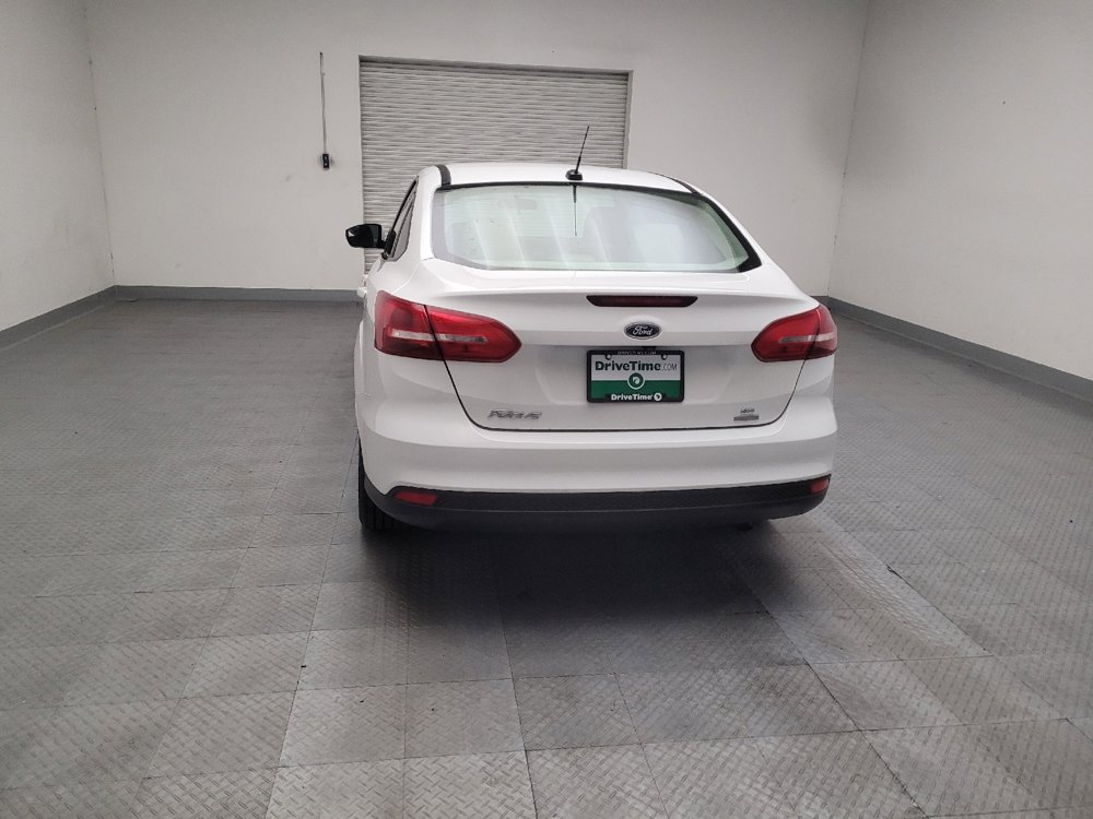 Used 2018 Ford Focus SE FWD image 6