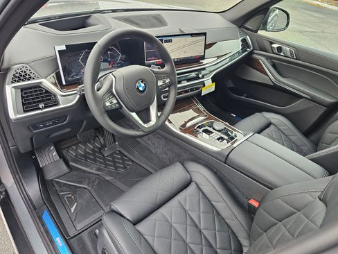 New 2026 BMW X5 xDrive40i image 2