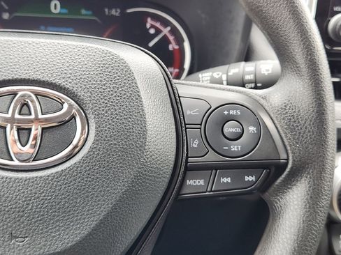 Certified 2025 Toyota RAV4 XLE image 19