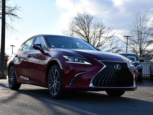 New 2025 Lexus ES 350 w/ Premium Package image 30