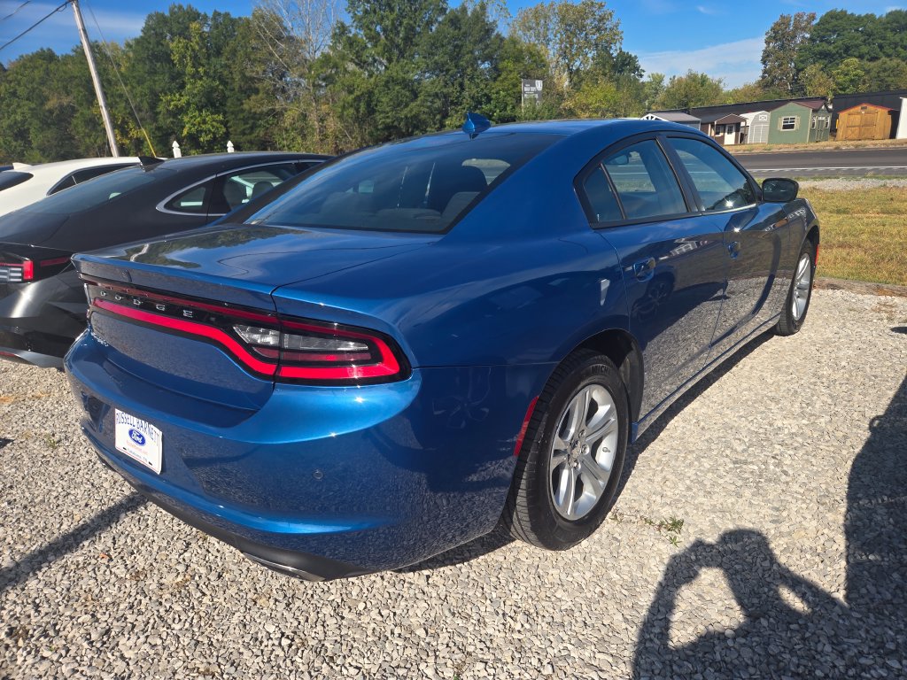 Used 2023 Dodge Charger SXT RWD image 4