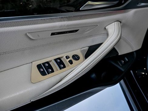 Used 2022 BMW 530i xDrive w/ M Sport Package image 16