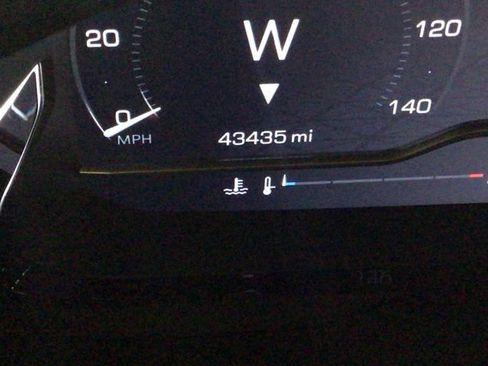 Used 2023 GMC Yukon XL Denali w/ LPO, Floor Liner Package AWD/4WD image 31