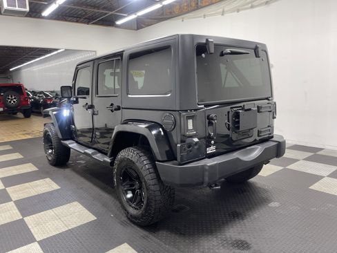 Used 2015 Jeep Wrangler Unlimited Sahara w/ Connectivity Group image 2