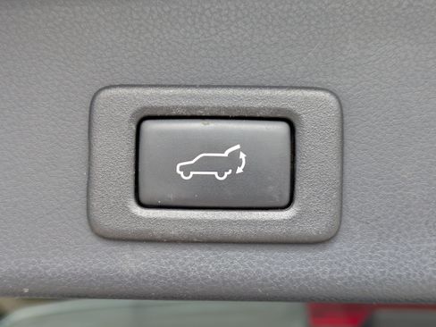 Used 2019 Subaru Ascent Touring w/ Popular Package #2A AWD/4WD image 12