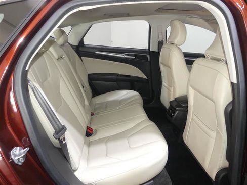 Used 2015 Ford Fusion Titanium FWD image 29