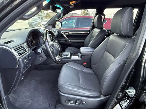 Used 2023 Lexus GX 460 Premium image 12