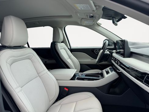 New 2026 Lincoln Aviator Reserve AWD/4WD image 18