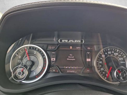 Used 2020 RAM 3500 Laramie image 11