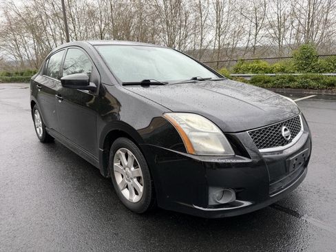 Used 2010 Nissan Sentra 2.0 SR w/ Convenience Pkg image 3