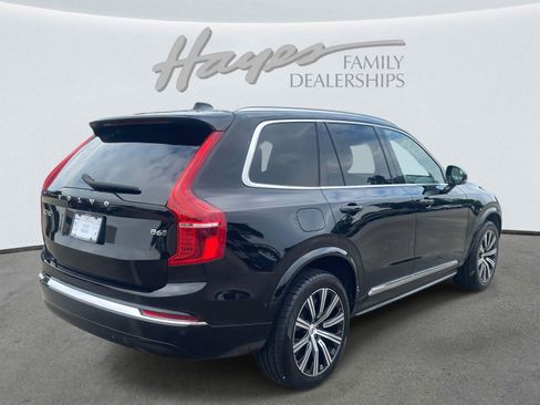 Used 2023 Volvo XC90 B6 Plus image 5