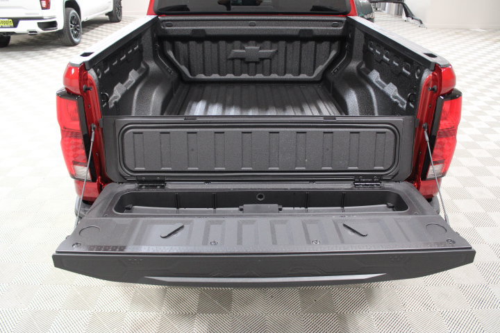 New 2026 Chevrolet Colorado ZR2 AWD/4WD image 14