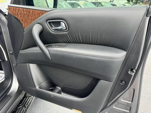 Used 2019 Nissan Armada SL AWD/4WD image 16