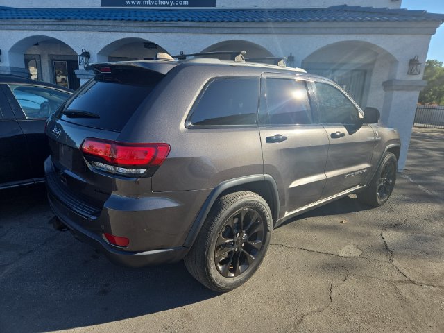 Used 2020 Jeep Grand Cherokee Limited AWD/4WD image 3