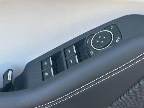 Used 2025 Ford Mustang Mach-E Premium image 16