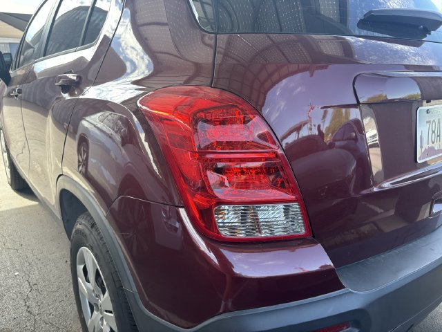 Used 2016 Chevrolet Trax LS w/ LPO, Cargo Package FWD image 10