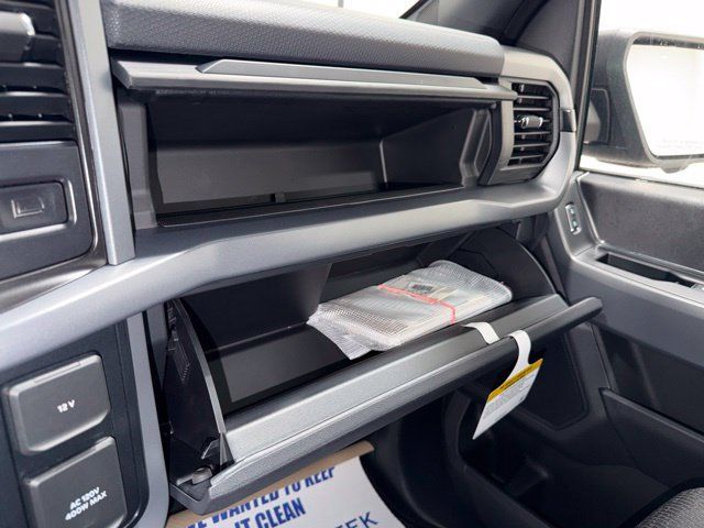 New 2026 Ford F150 XLT w/ Equipment Group 302A MID AWD/4WD image 29