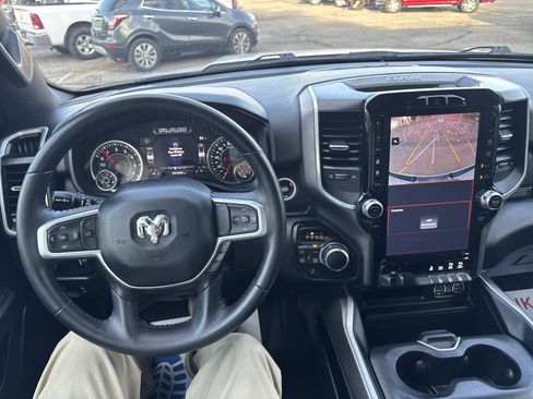 Used 2023 RAM 1500 Big Horn AWD/4WD image 33