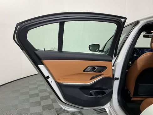 Certified 2023 BMW 330i Sedan w/ M Sport Package RWD image 24