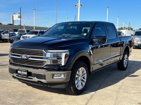 Used 2025 Ford F150 King Ranch w/ FX4 Off-Road Package image 9