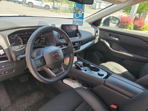 Certified 2025 Nissan Rogue SV w/ Rock Creek Premium Package AWD/4WD image 5