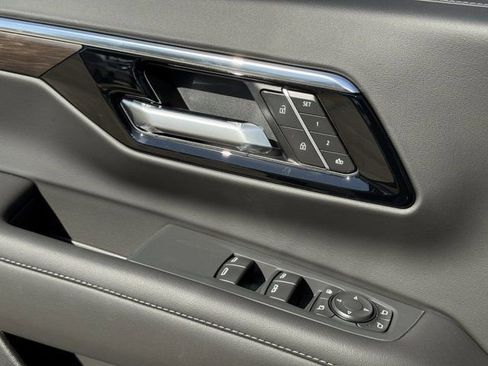 New 2026 Chevrolet Suburban LT w/ Comfort Package image 19