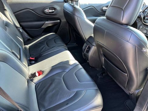 Used 2020 Jeep Cherokee Limited image 20