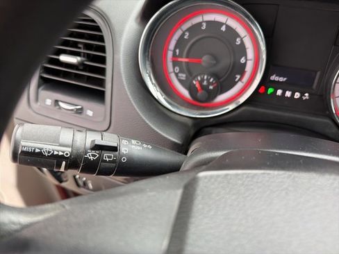 Used 2012 Dodge Grand Caravan SE image 18