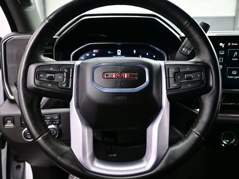 Used 2024 GMC Sierra 1500 SLT AWD/4WD image 25