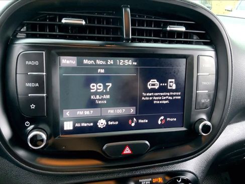 Used 2024 Kia Soul LX w/ Option Group 015 image 29