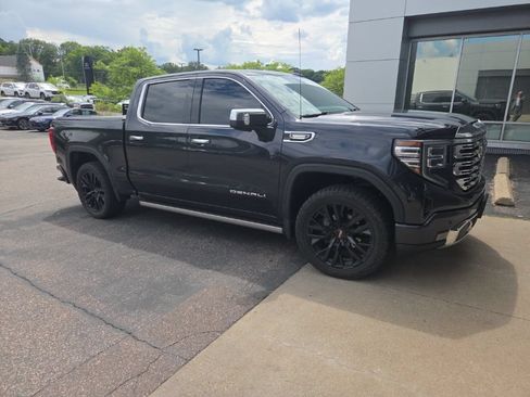 Used 2022 GMC Sierra 1500 Denali AWD/4WD image 21