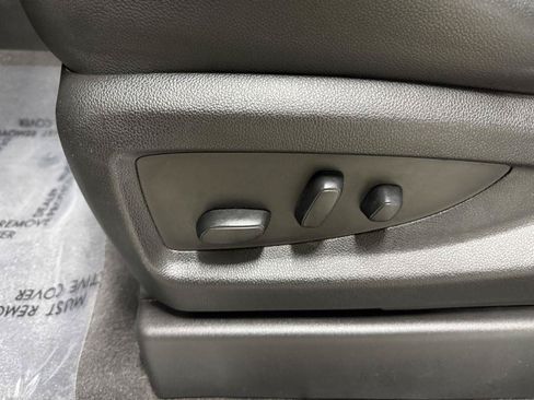 Used 2020 Chevrolet Suburban LT AWD/4WD image 16