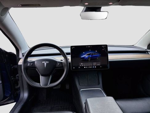 Used 2023 Tesla Model 3 Standard Range RWD image 23