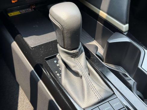 Used 2025 Toyota Camry XSE FWD image 6