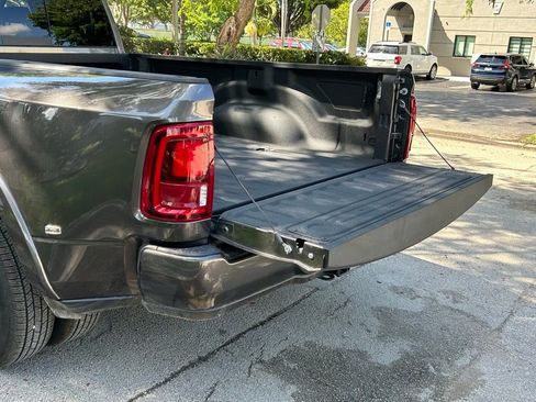 New 2026 RAM 3500 Limited AWD/4WD image 33