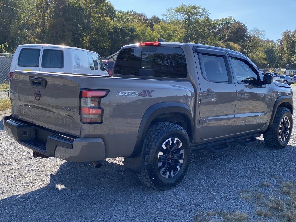 Used 2023 Nissan Frontier PRO-4X w/ Tow Package AWD/4WD image 5