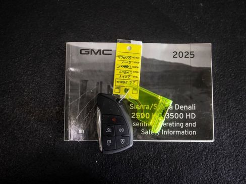 Used 2024 Chevrolet Tahoe LS RWD image 47