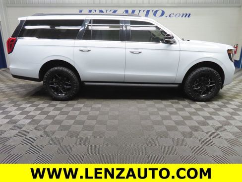 Used 2025 Ford Expedition Max Active image 3