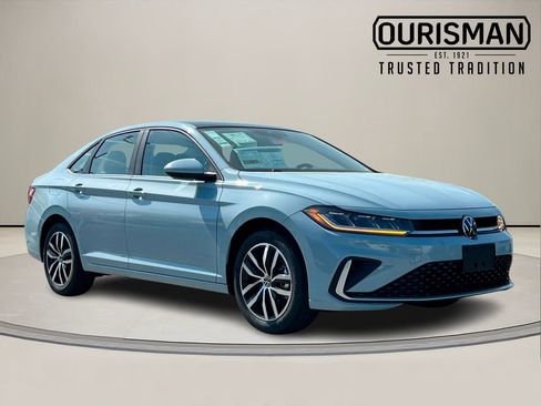 New 2026 Volkswagen Jetta SE image 1