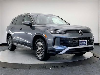 Certified 2025 Volkswagen Tiguan S w/ 18" Wheel Package