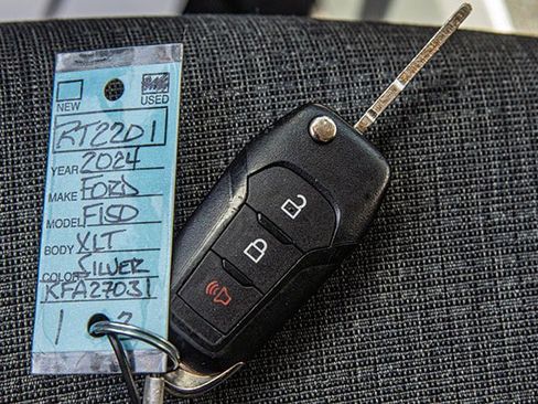 Used 2024 Ford F150 XLT w/ Mobile Office Package image 23