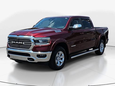 Used 2024 RAM 1500 Laramie AWD/4WD image 11