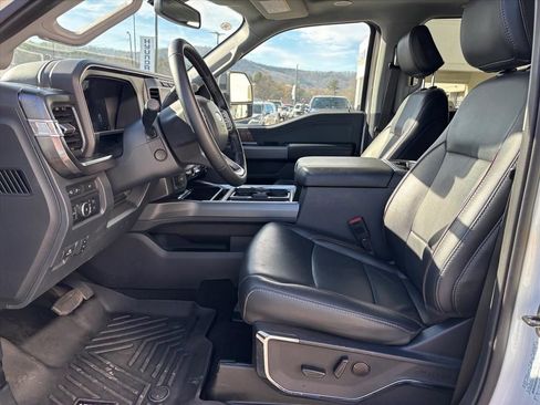 Used 2024 Ford F250 Lariat w/ Lariat Ultimate Package image 10