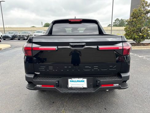 Certified 2025 Hyundai Santa Cruz SEL FWD image 6