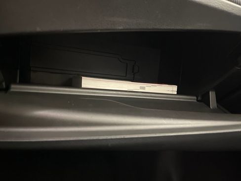 Certified 2025 Toyota Camry SE FWD image 25