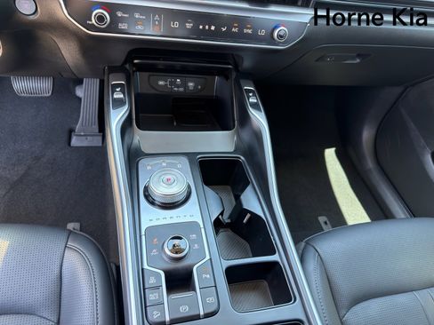 New 2025 Kia Sorento EX w/ EX Panoramic Sunroof Package AWD/4WD image 18