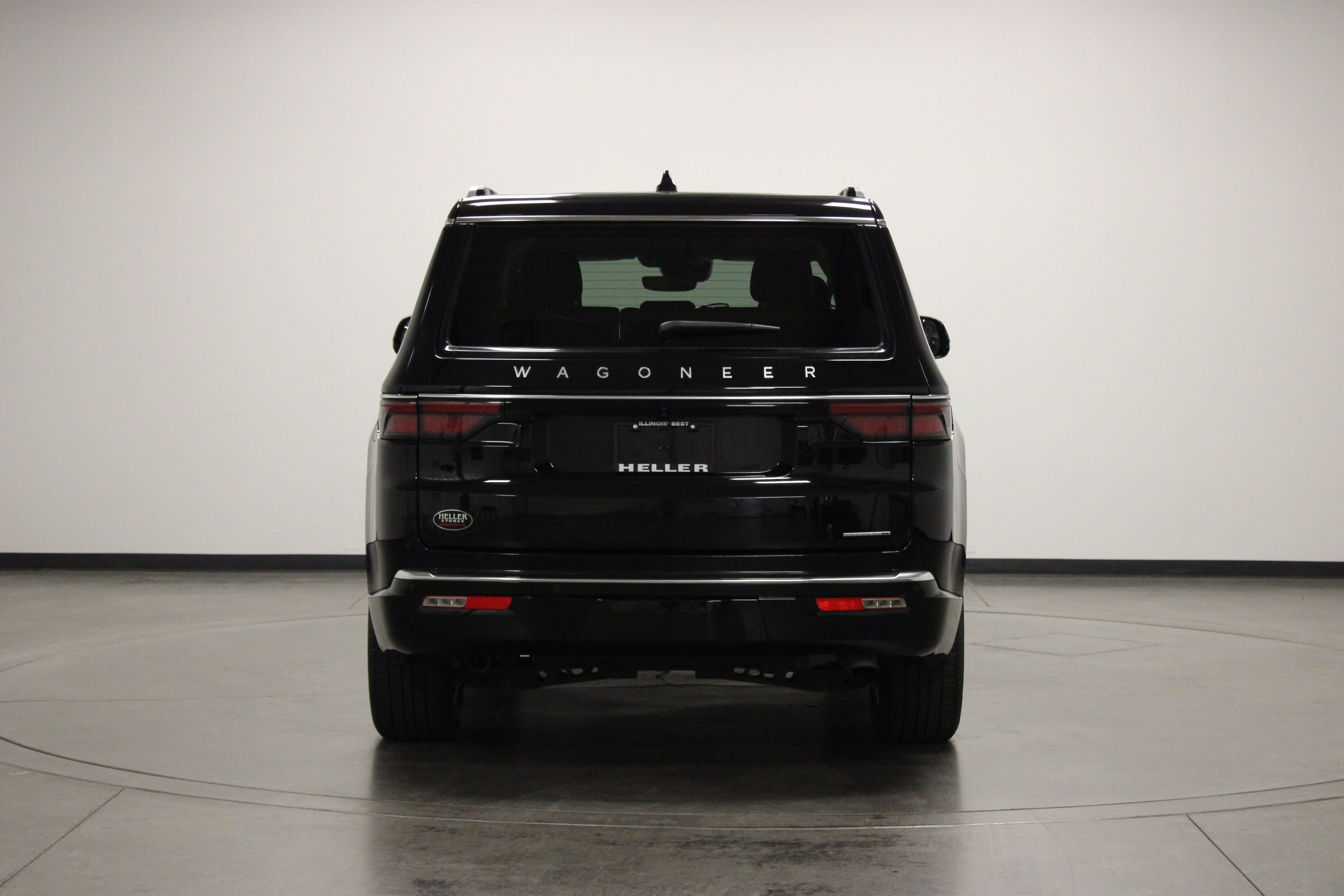 Used 2024 Jeep Wagoneer Series II AWD/4WD image 7