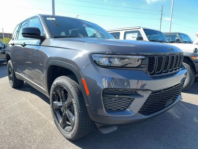 New 2025 Jeep Grand Cherokee Altitude