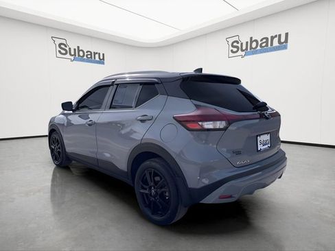 Used 2023 Nissan Kicks SV image 5