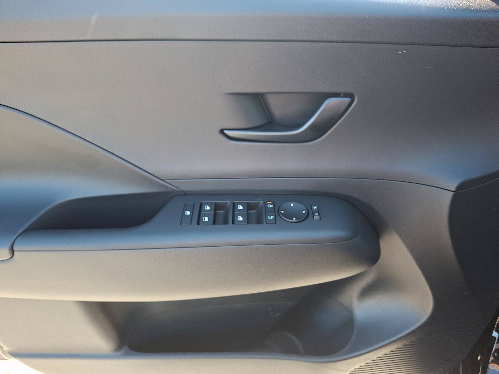 New 2027 Hyundai Kona SEL Sport AWD/4WD image 8